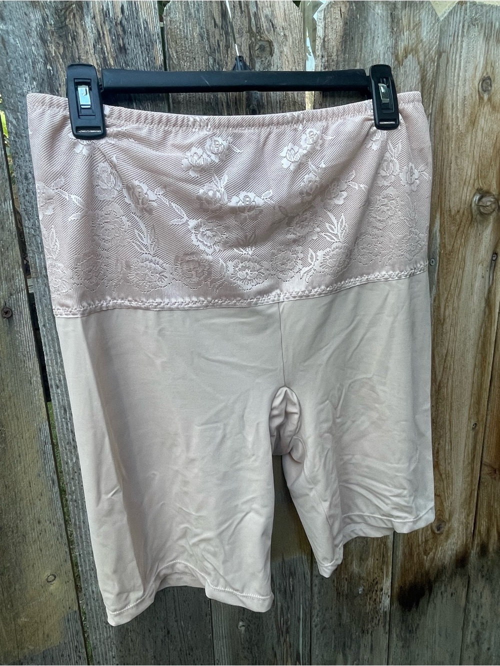 Torrid Curve Beige Shape Wear Shorts Sz. 2X - Picture 2 of 9